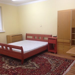 Ponúkam ubytovanie v Trnave - kúsok od stanice