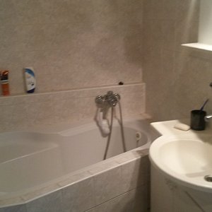 Ponukam do prenajmu 2x izbu študentom-študentkám  Nitra-Chrenova