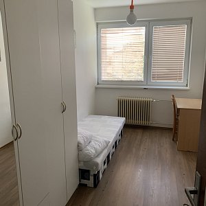 Piešťany = samostatná izba