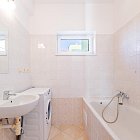 Prenajom 2-izboveho bytu