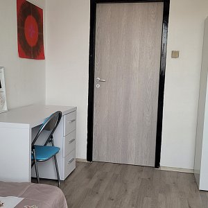 Ponukam na prenajom  samostatnu izbu