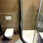 Amnis Student House_Podkrovný Byt 80m2 pre 4 študentky v Centre Trnavy_100m od TRUNI